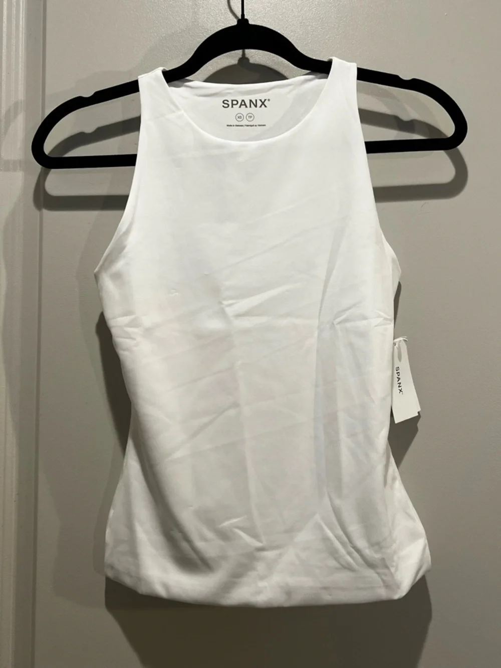 SPANX White Smoothing Racerback Tank XS Classic Clean Fit NWT